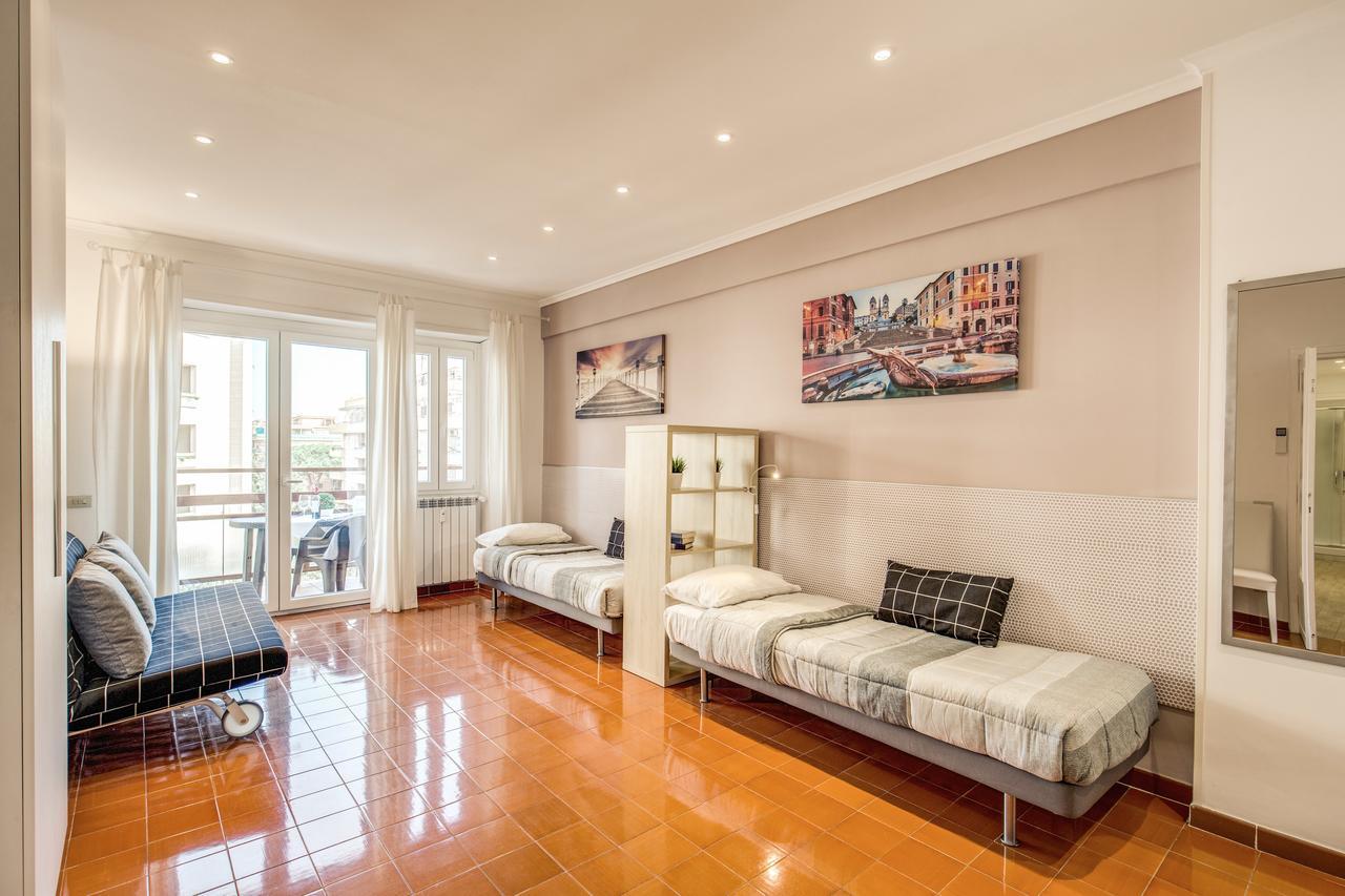 Rome4Guest Ostia 2 Apartment Exterior photo